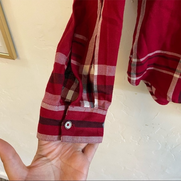 GUESS Red & White Plaid Button Down Shirt Small - Picture 4 of 8